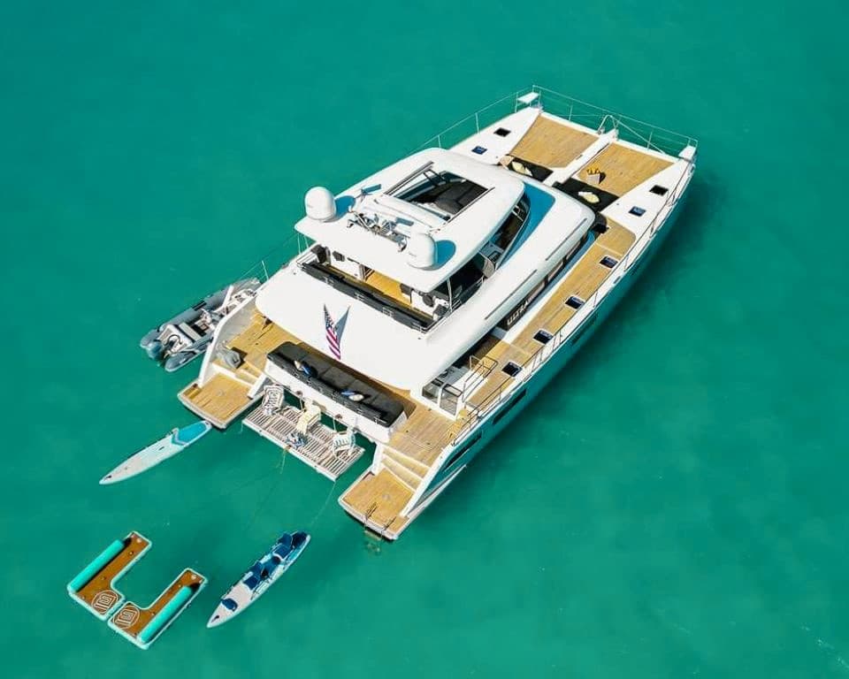 65 Lagoon II